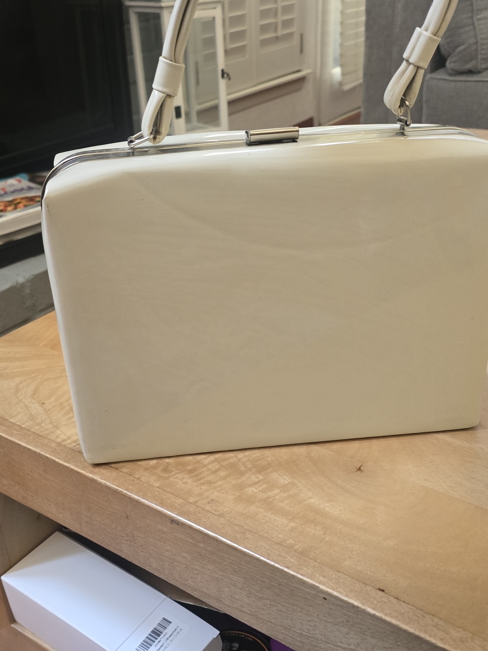 Vintage 60s Beige Cream Patent Box Top Handle Purse Frame Handbag - Picture 7 of 10